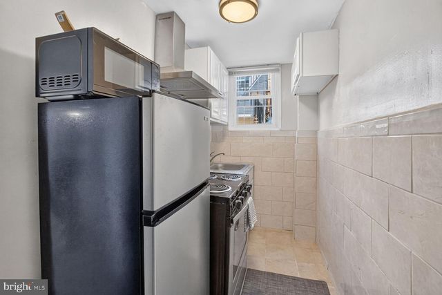 1902 LINCOLN RD NE, Washington, DC 20002