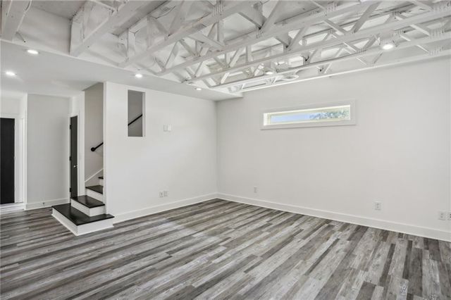 21 Skyline Way NE, Atlanta, GA 30307