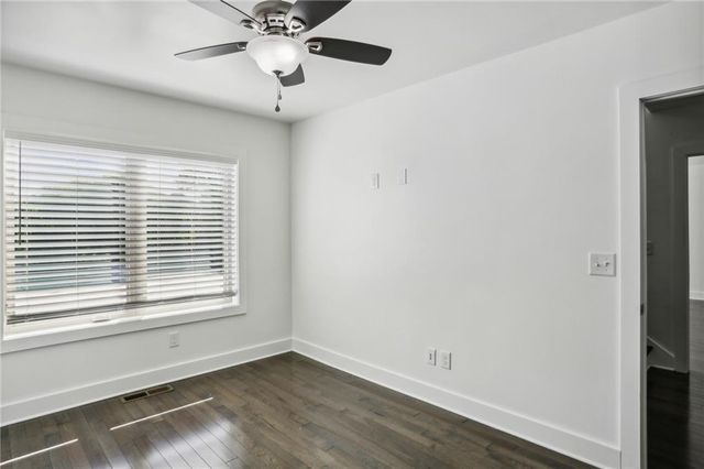 21 Skyline Way NE, Atlanta, GA 30307