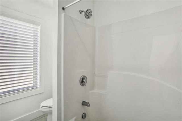 21 Skyline Way NE, Atlanta, GA 30307