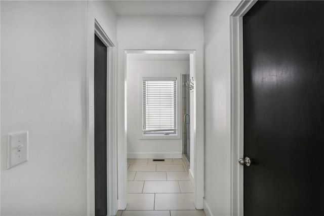 21 Skyline Way NE, Atlanta, GA 30307