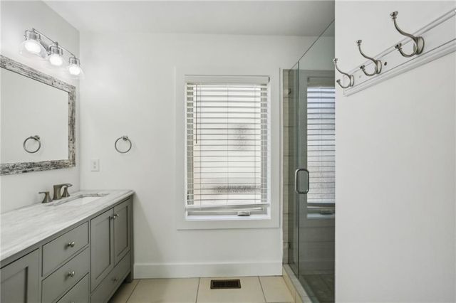21 Skyline Way NE, Atlanta, GA 30307