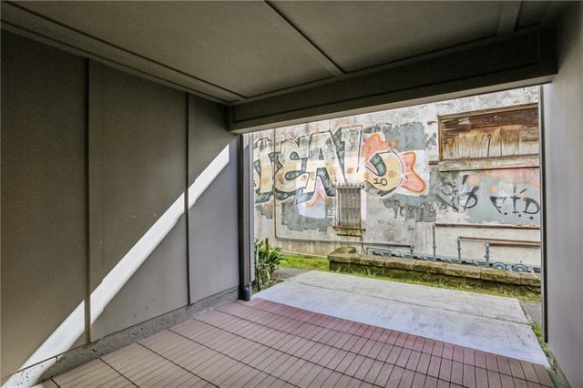 21 Skyline Way NE, Atlanta, GA 30307