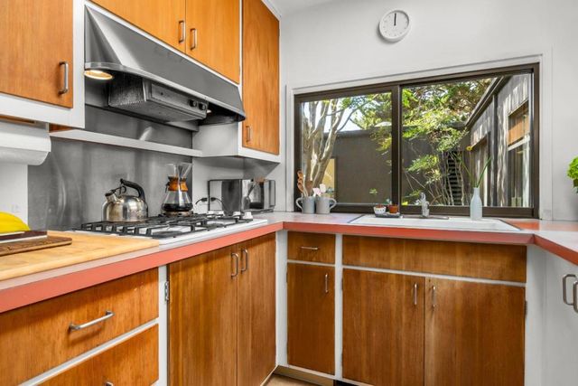 519 Cliff Drive, Aptos, CA 95003