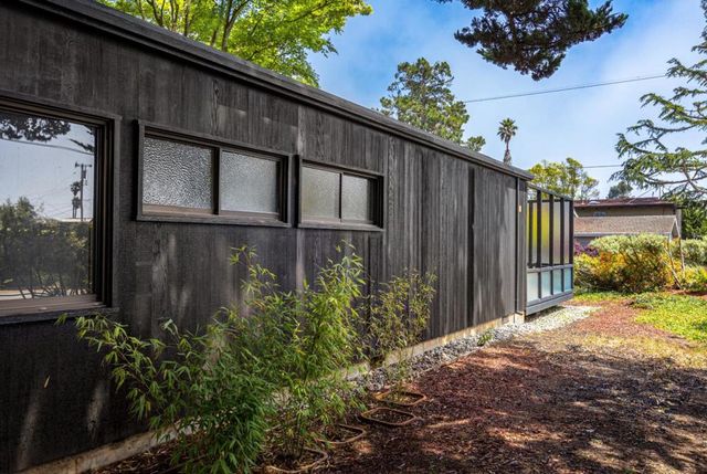 519 Cliff Drive, Aptos, CA 95003
