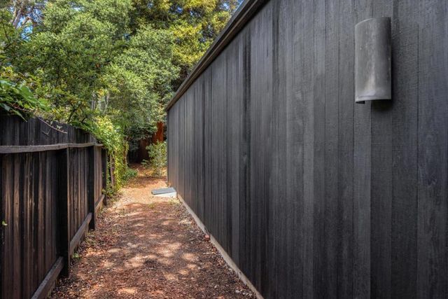 519 Cliff Drive, Aptos, CA 95003