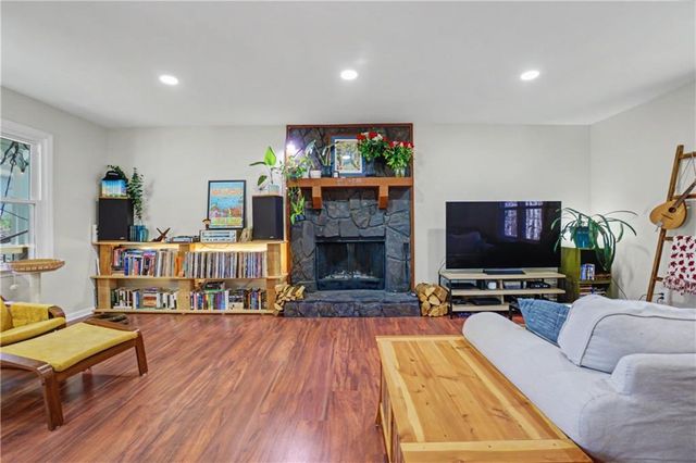 408 Candy Lane, Canton, GA 30115