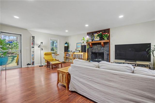 408 Candy Lane, Canton, GA 30115