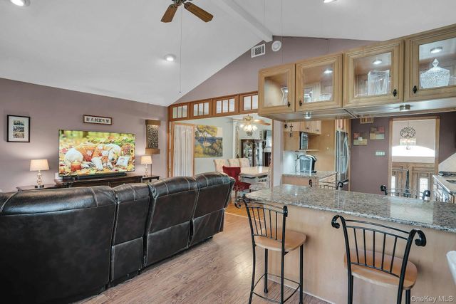 39 Pawnee Drive, Commack, NY 11725