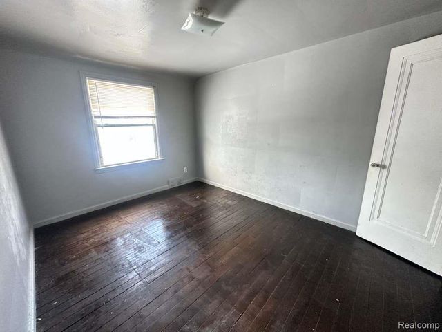 20602 Regent Drive, Detroit, MI 48205