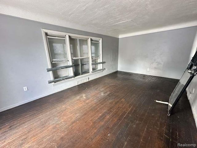 20602 Regent Drive, Detroit, MI 48205