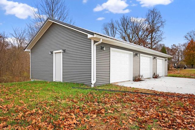 1192 Greer Lane, Springville, IN 47462