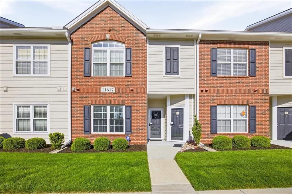 11617 Tomahawk Creek Parkway F, Leawood, KS 66211