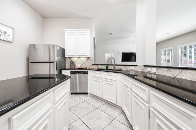 2603 Brightlake Way Lane, Pearland, TX 77584