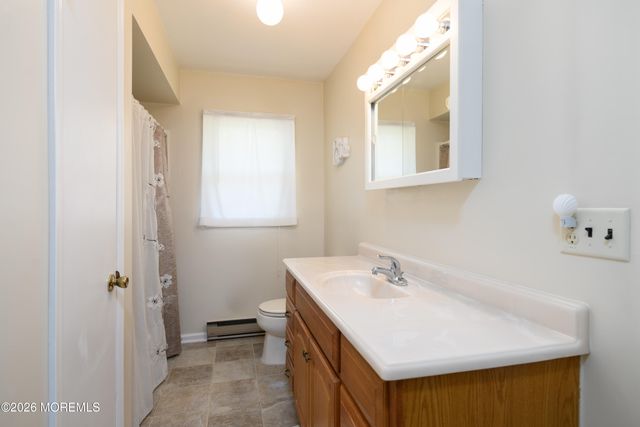 47 Paul Avenue, Eatontown, NJ 07724