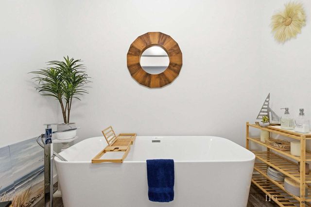 8609 Lakeshore DRIVE, Pleasant Prairie, WI 53158