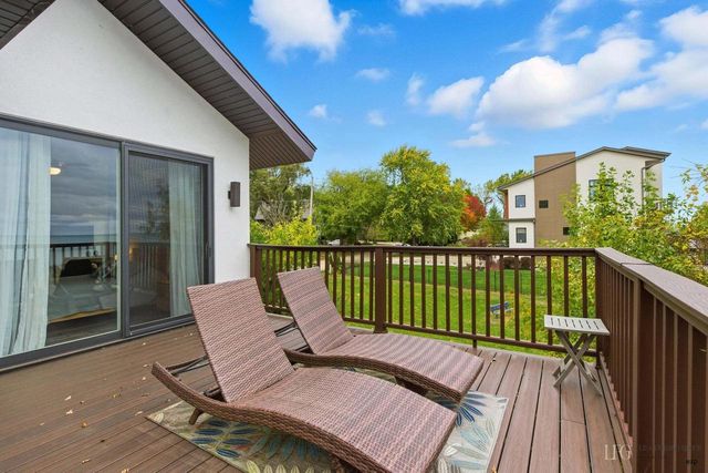 8609 Lakeshore DRIVE, Pleasant Prairie, WI 53158