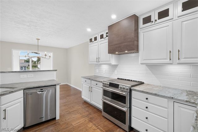 11051 Trenton Road NW, Uniontown, OH 44685