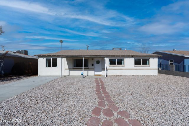 1724 W PEPPER Place, Mesa, AZ 85201