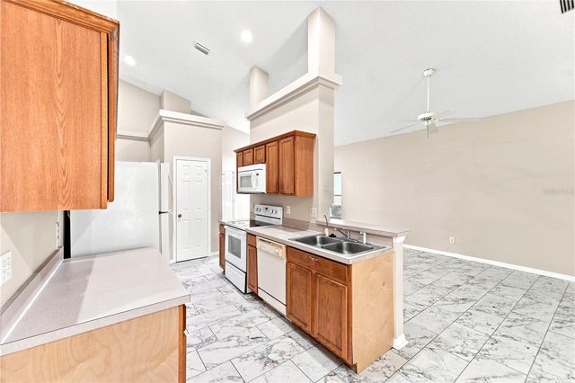 2155 KAYLAS COURT, Orlando, FL 32817