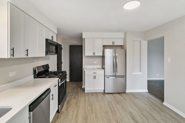 172 Strieff Avenue, Chicago Heights, IL 60411