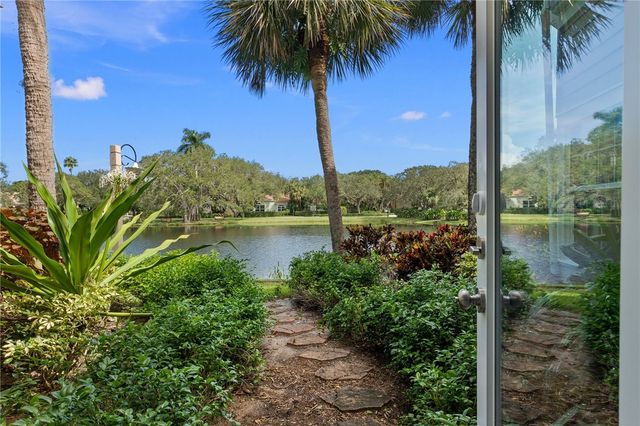 8745 Lakeside Boulevard 103, Vero Beach, FL 32963