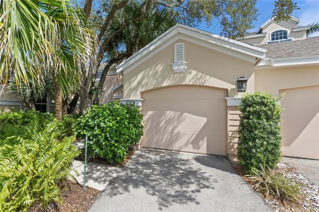 8745 Lakeside Boulevard 103, Vero Beach, FL 32963
