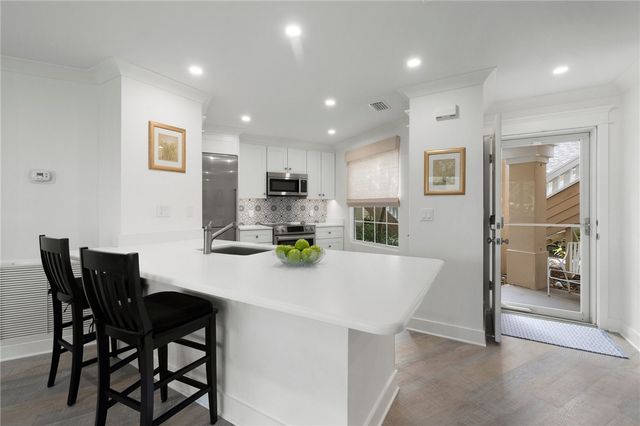 8745 Lakeside Boulevard 103, Vero Beach, FL 32963