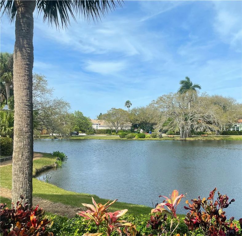 8745 Lakeside Boulevard 103, Vero Beach, FL 32963