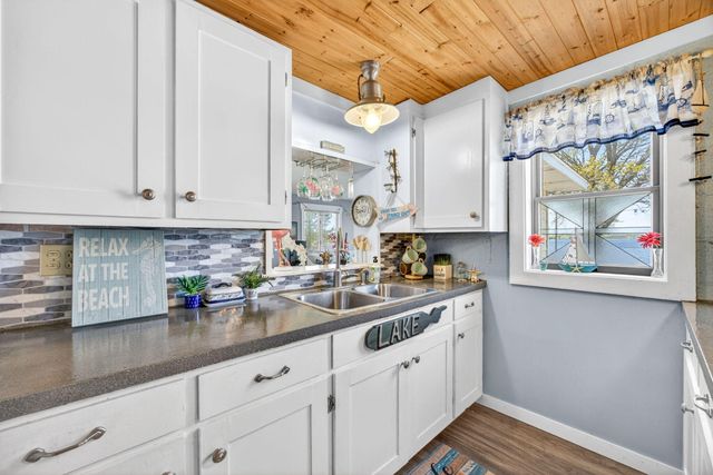 19380 E Chippewa Drive, Chippewa Twp, MI 49342