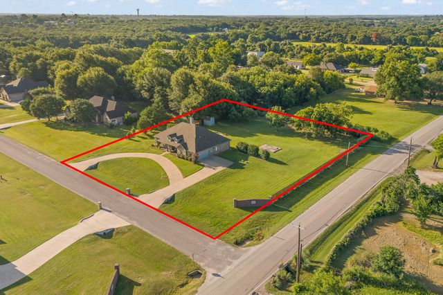 5100 Willow Chase Drive, Burleson, TX 76028