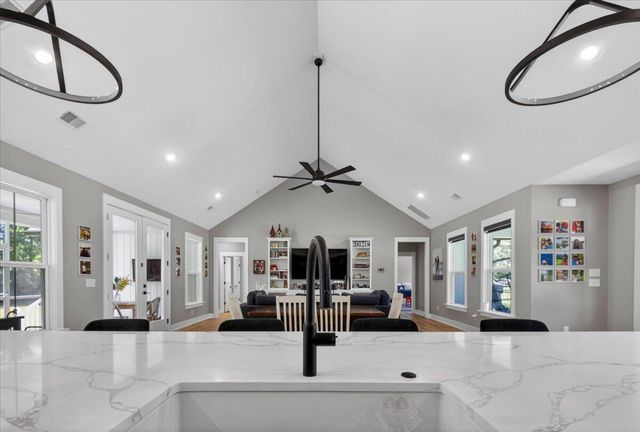 357 Cummings Chapel Road, Ridgeville, SC 29472