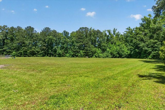 357 Cummings Chapel Road, Ridgeville, SC 29472