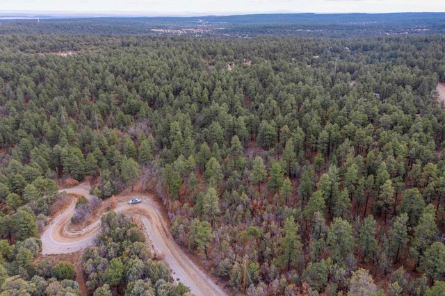 21 Estrella Vista Drive, Tijeras, NM 87059