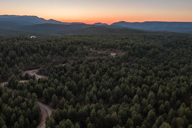 21 Estrella Vista Drive, Tijeras, NM 87059