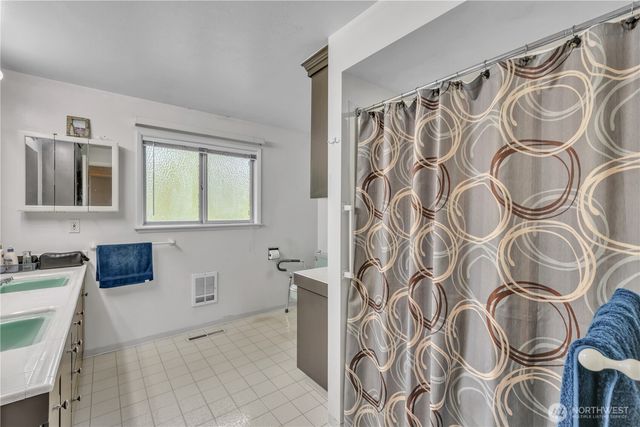 13620 13622 14th Avenue S, Tacoma, WA 98444