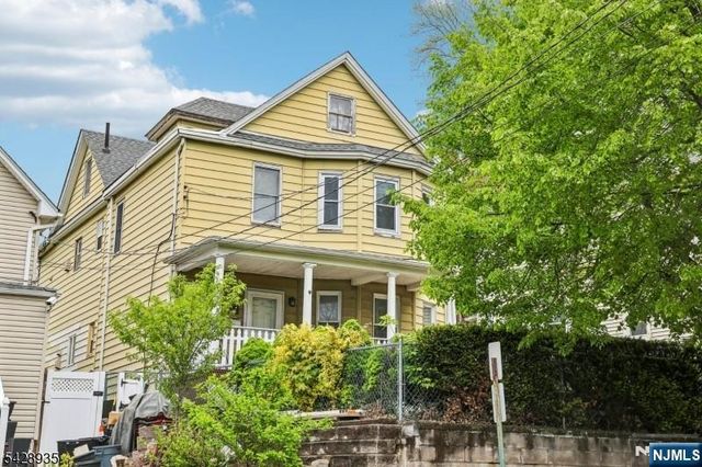 52 Preston Street, Ridgefield Park, NJ 07660