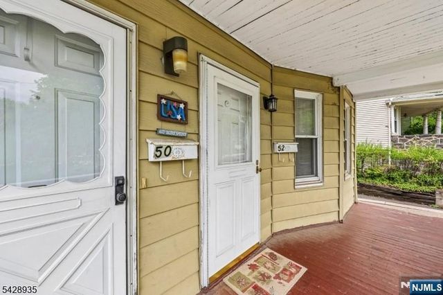 52 Preston Street, Ridgefield Park, NJ 07660