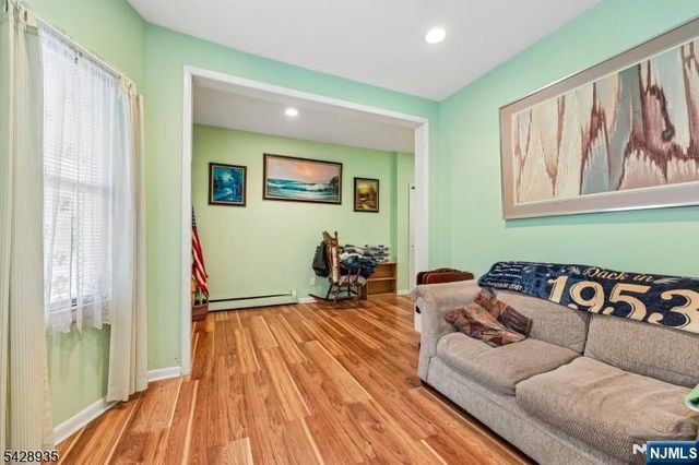 52 Preston Street, Ridgefield Park, NJ 07660
