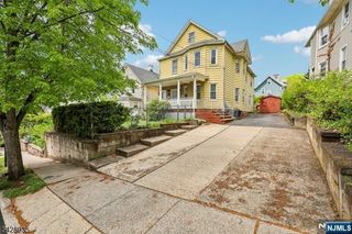 52 Preston Street, Ridgefield Park, NJ 07660