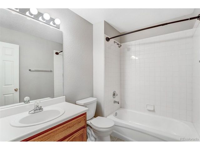 8237 W 54th Ave 2, Arvada, CO 80002