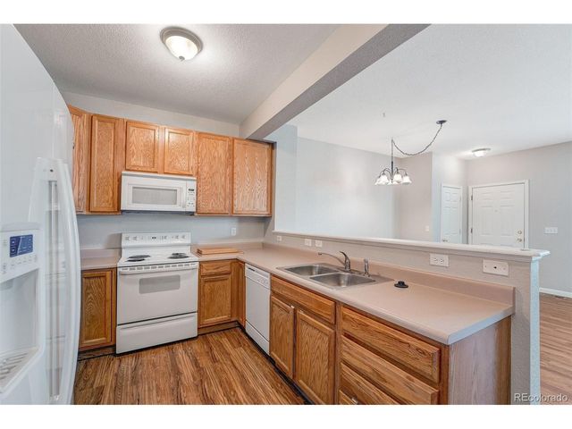 8237 W 54th Ave 2, Arvada, CO 80002