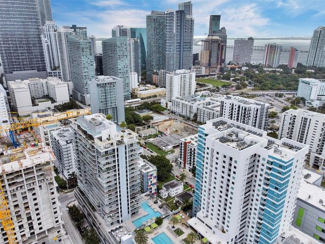 1010 SW 2nd Ave 1004, Miami, FL 33130