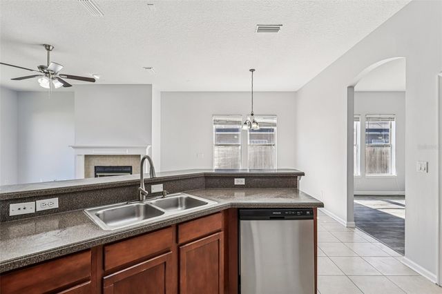 5531 HUCKLEBERRY TRAIL S, Macclenny, FL 32063