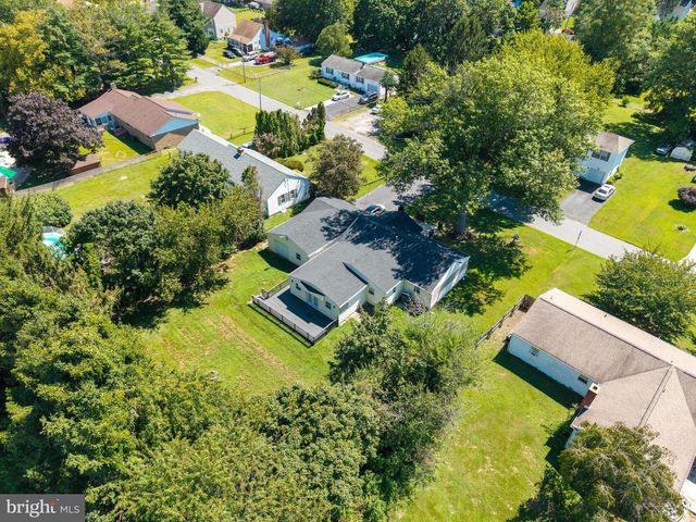 719 CARDINAL AVE, Bear, DE 19701