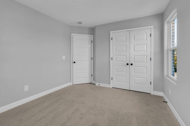 348 Twig PVT Ct, Hendersonville, TN 37075