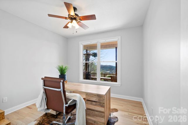 76 Distant View Drive, Asheville, NC 28803