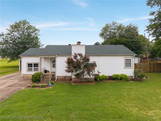 19 Crape Myrtle Road, Van Buren, AR 72956