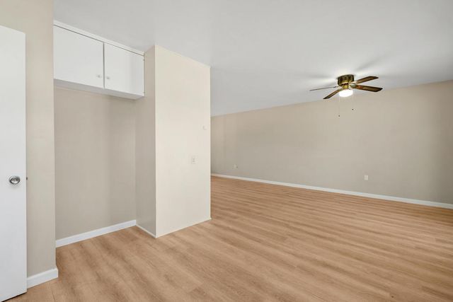 42280 Kansas Street, Palm Desert, CA 92211