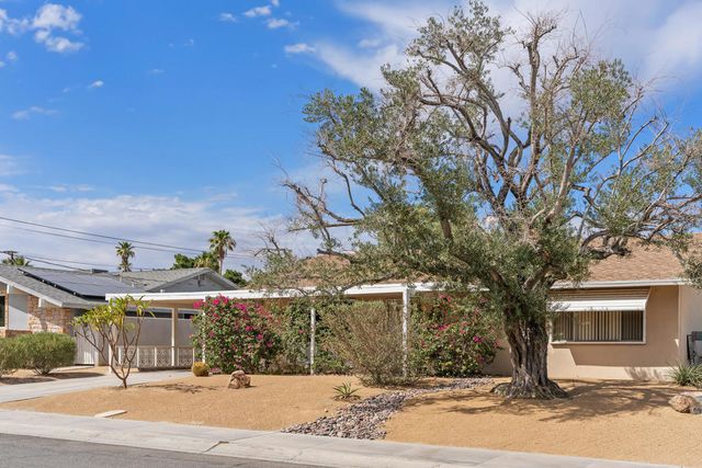 42280 Kansas Street, Palm Desert, CA 92211